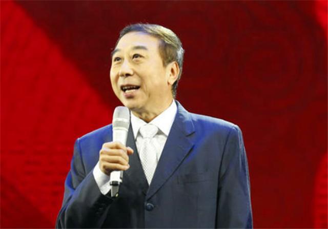 荣登32次春晚的演员,被传买假药被关以及去世:缺席2年