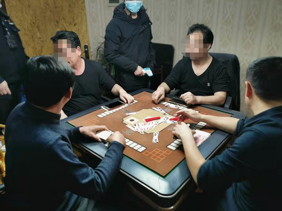 防疫期间无视政府禁令,临澧4男子打牌赌博被行政拘留