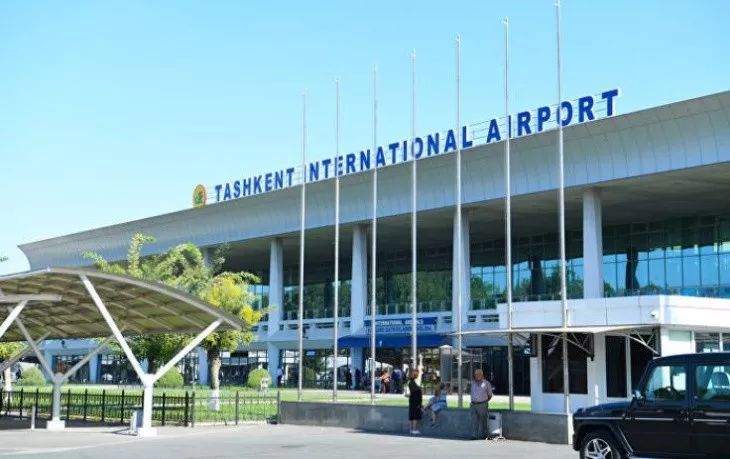 现在,塔什干机场几乎位于市中心.