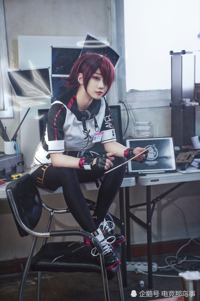 酷炫与帅气的《明日方舟》能天使cosplay,给满分也不为过!