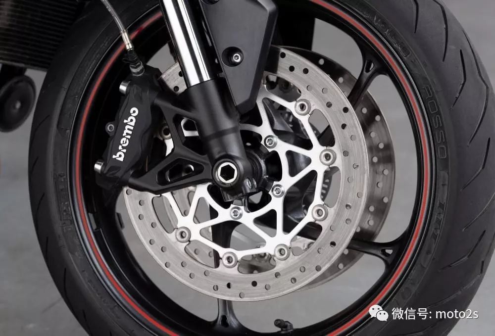 brembo m4.32一体式铸造辐射卡钳,310mm浮动碟.