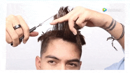 男生如何在家自己剪头发,简单4步5分钟搞定,so easy!