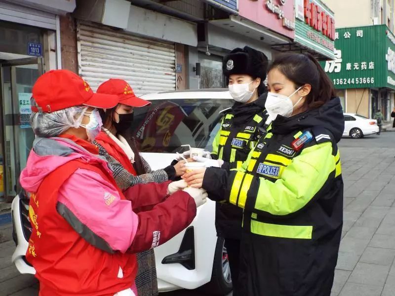 梅河口交警在疫情防控期间人性化执法获赞