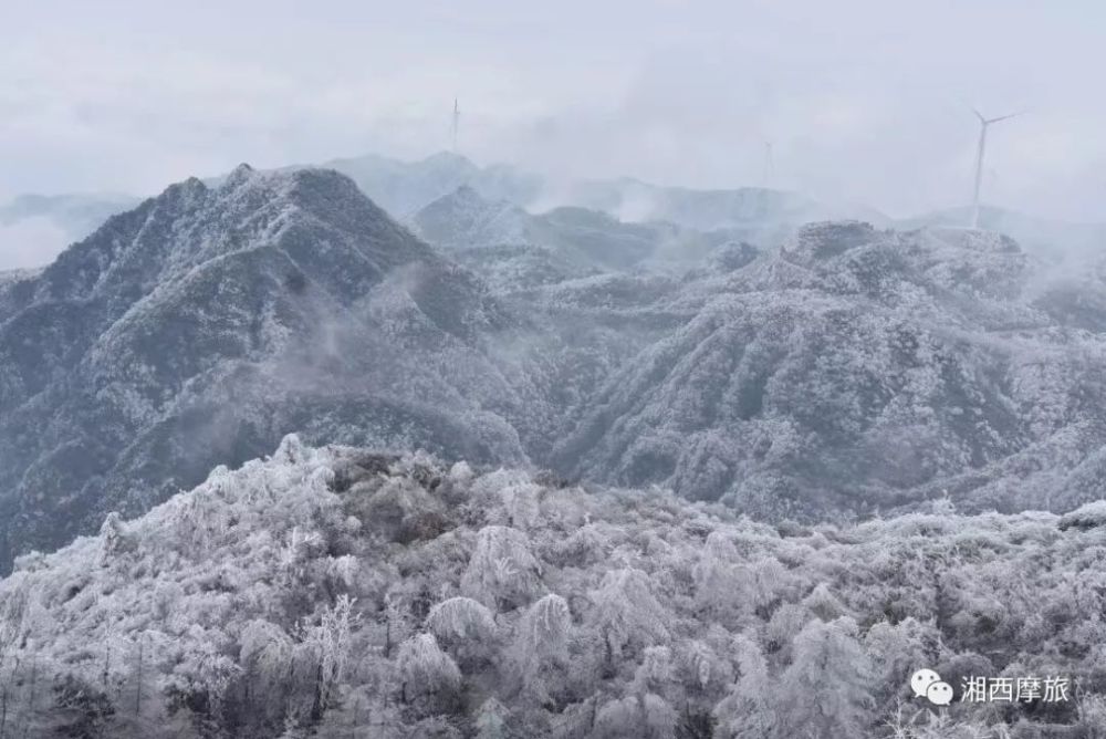 羊峰山雪景