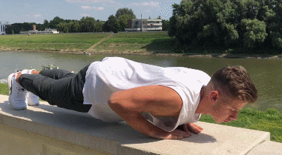 小伙尝试俯卧撑挑战,每天做100个钻石俯卧撑,1个月后看身材变化