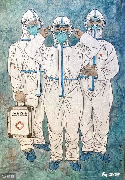 中国摄影记者奋战在抗击疫情第一线拍摄的感人镜头