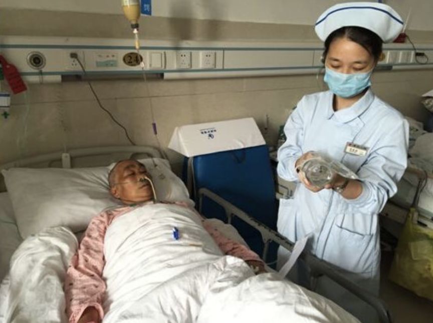 男子突发脑溢血死亡,上万重疾险遭拒赔!只因忽略这个细节