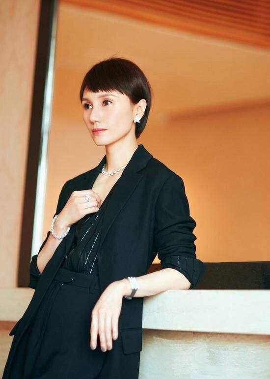 50岁女人别被这3款