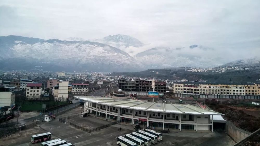 昨晚,汉源下雪了……100 图片带你领略雪后汉源各地美景