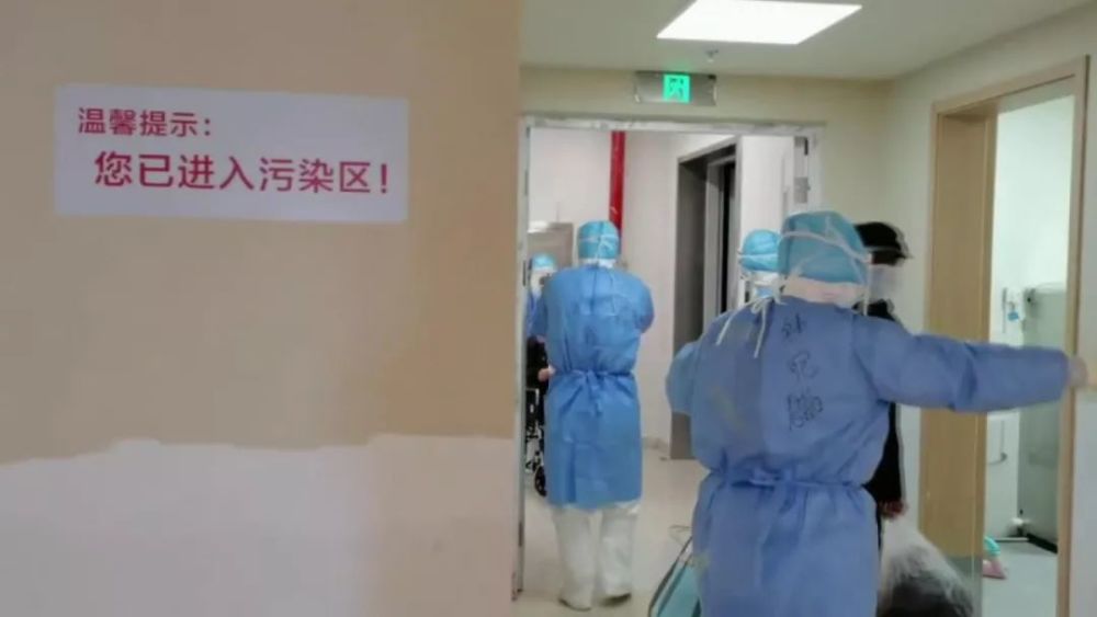 武汉泰康同济医院陆续收治新冠肺炎重症患者