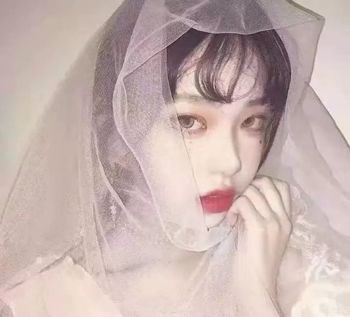闺蜜头纱婚纱头像,一声姐妹,陪你从校服走到婚纱