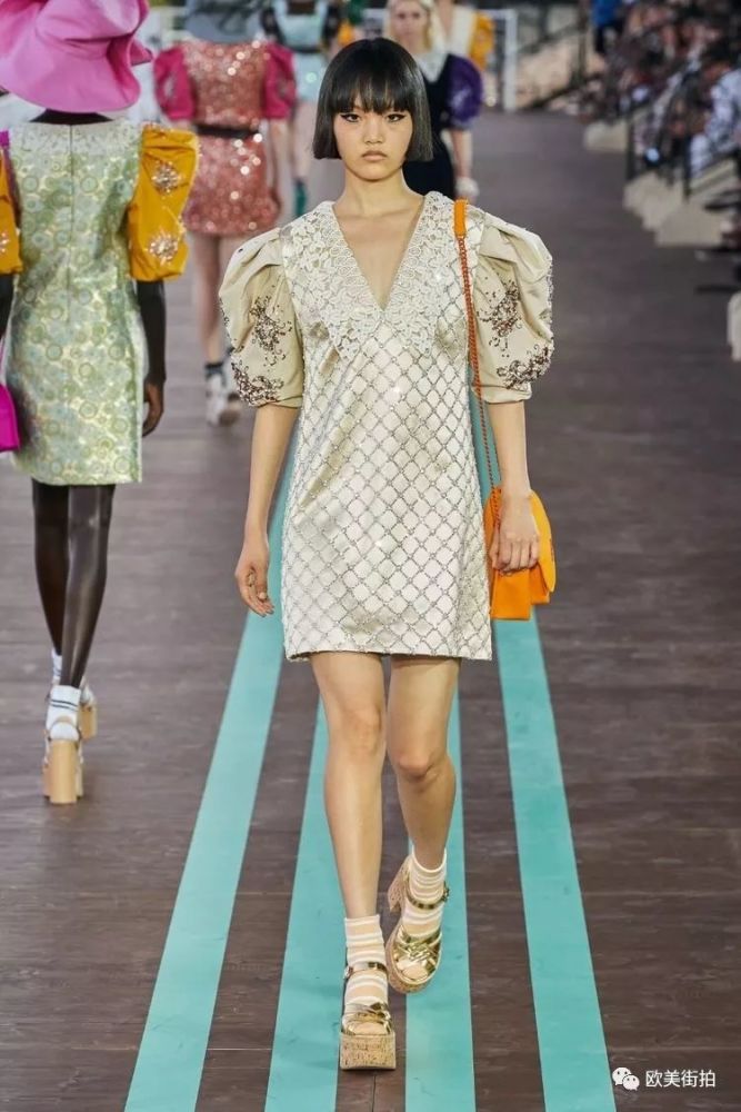 2020 miumiu 春夏 fashionshow