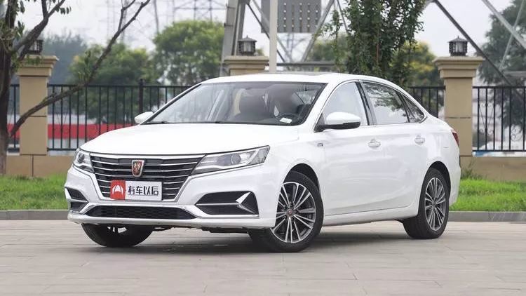 11s(击败83%紧凑型轿车) 测试车: 2020款 plus 20t tst 4g互联荣耀