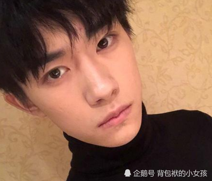 王俊凯2020年素颜照,王俊凯王源2020年 有种"养眼"叫明星素颜照,王俊凯帅气,王源清秀,易烊千玺让人惊喜