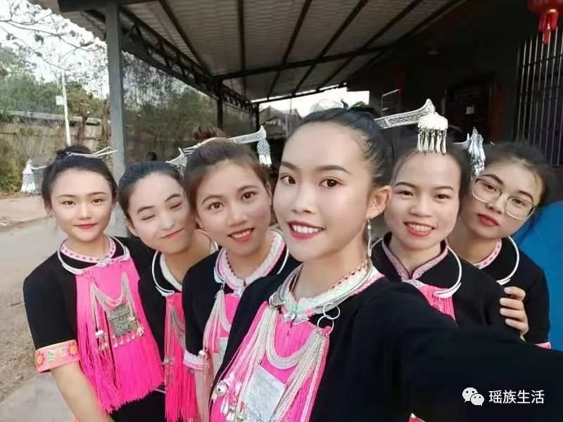 唯美组图:西双版纳的瑶族姑娘,你为何这么美