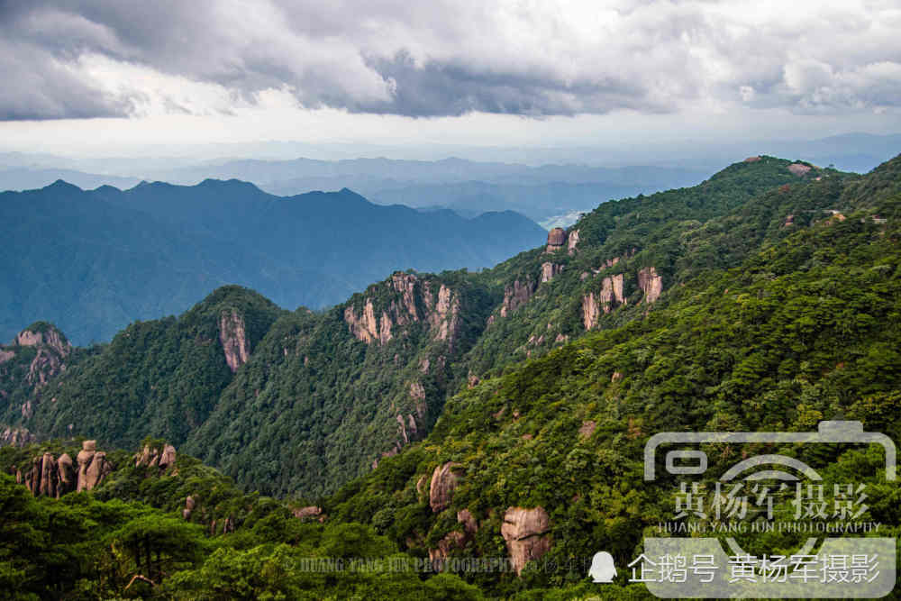 江西玉山三清山的秀美风光,景色如画鬼斧神工的自然美景,看咋样