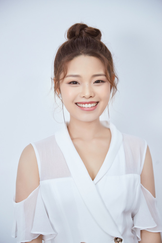 王莎莎主演《爱上邻家主厨》定档 鬼马精灵"莫小贝"重