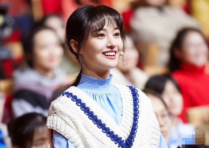 央视的"照妖镜"又来了,离开10级滤镜后郑爽的颜值,p图