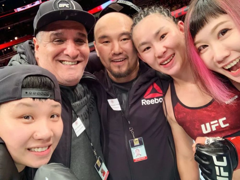 ufc,亚洲_体育,闫晓楠,综合格斗,卡罗琳娜