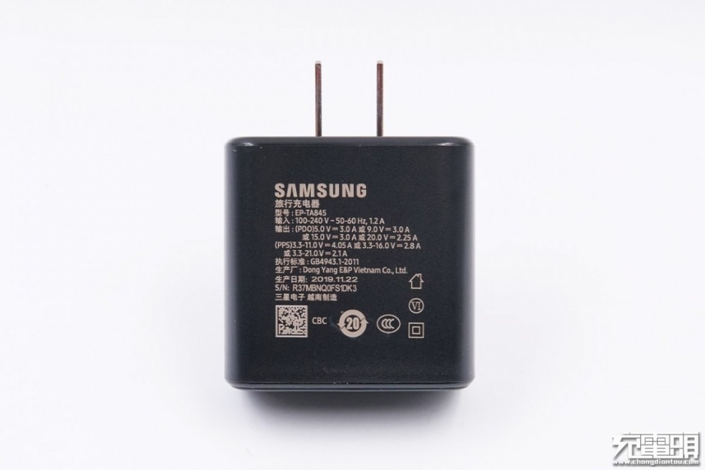 拆解报告:三星原装45w pd快充充电器ep-ta845