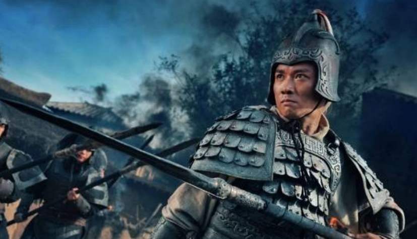 官至骠骑将军,其中,汉中之战他的表现可以算是相当的威武霸气,他的