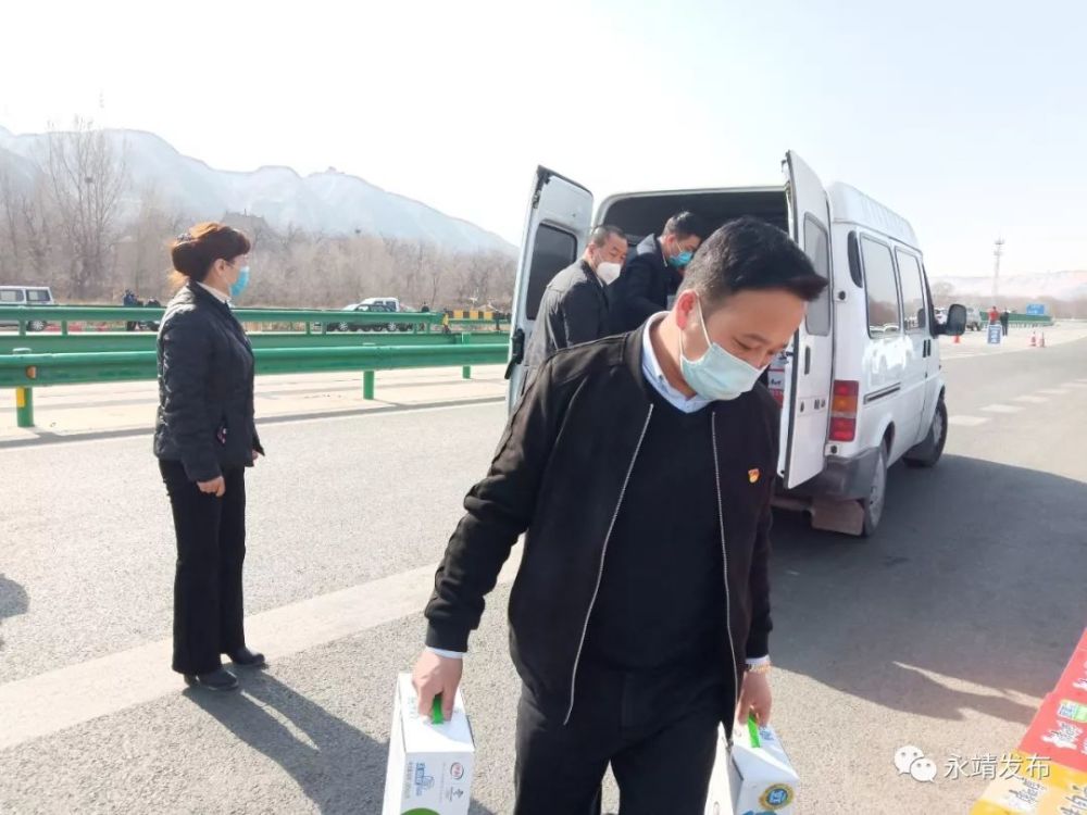 甘肃古典建设集团看望慰问疫情防控一线"坚守者"