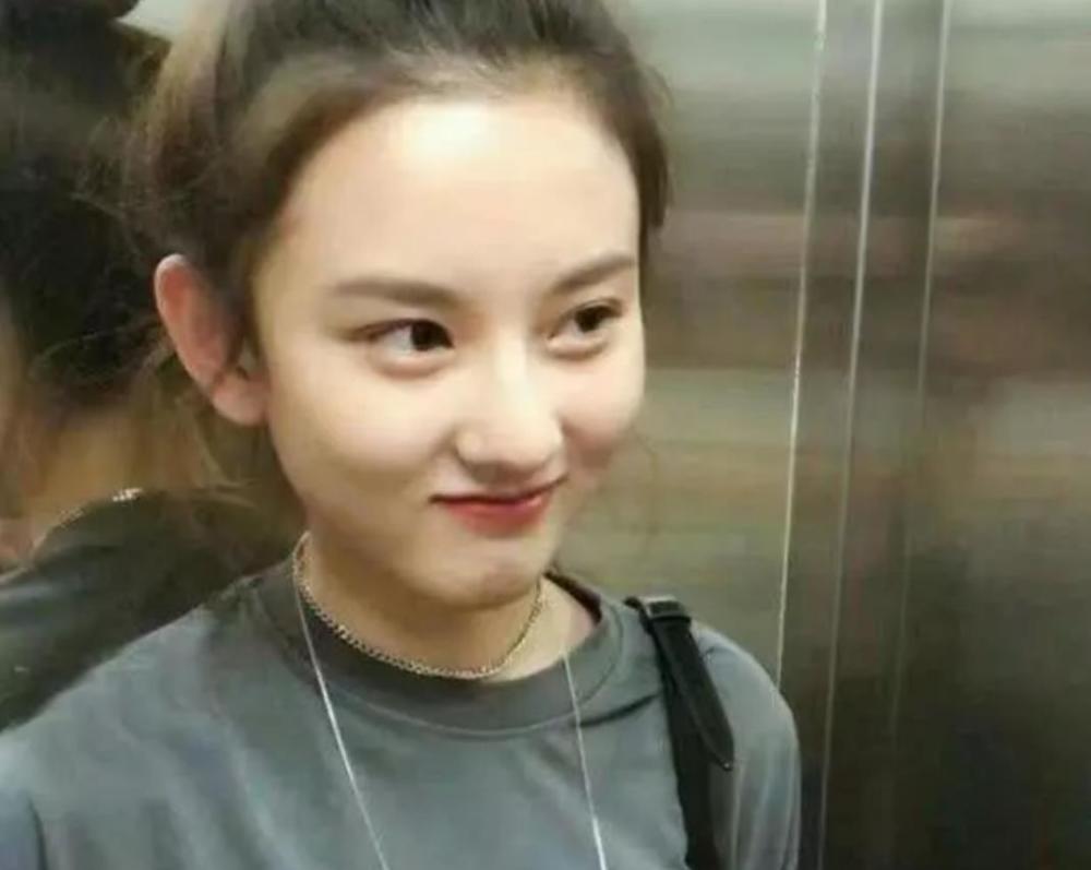 宋祖儿回应大小眼 腾讯网