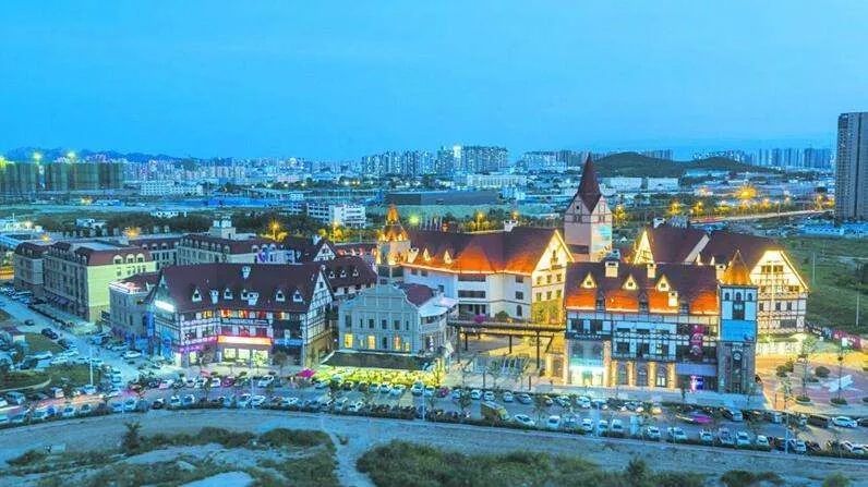 关注:青岛欢乐滨海城10年发展慢 长沙路立交桥会是新引擎?