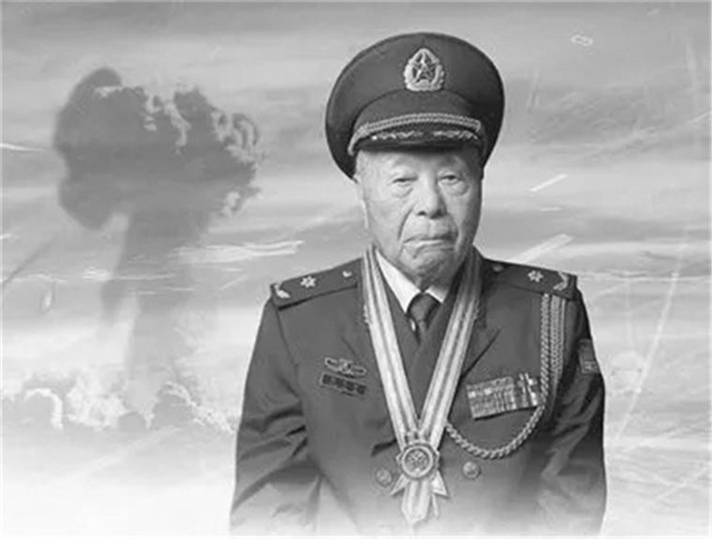 中国核司令:隐姓埋名20多年,为我国核事业立下丰功伟绩