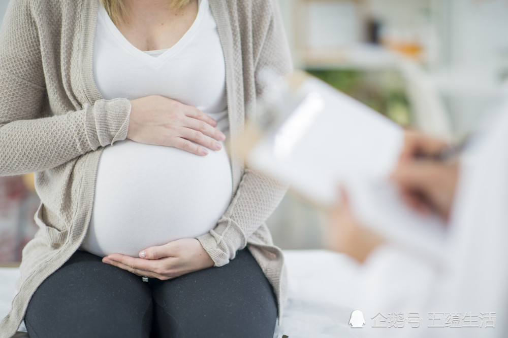 女性肚子变大即怀孕?若伴有这些异象,可能怀的不是宝宝而是囊肿