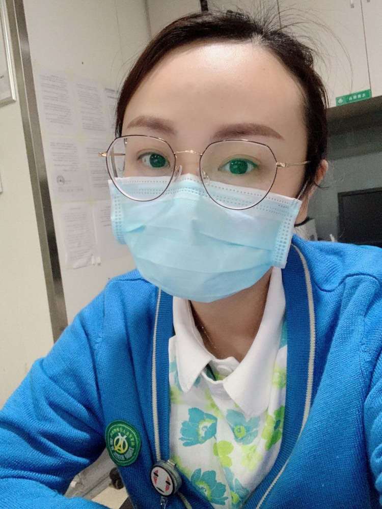 重庆疫情,重庆护士,重庆美女,新型冠状病毒
