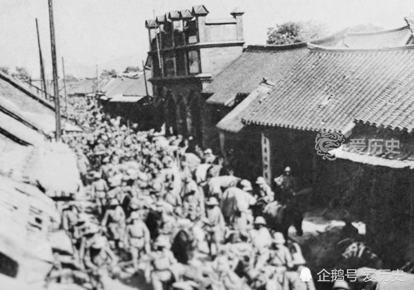 老照片:在日军炮火中沦为废墟的徐州城 欢迎的百姓尽遭刺死