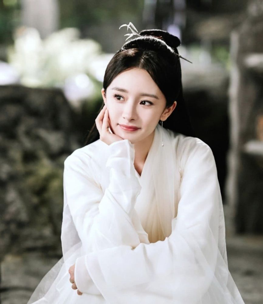 《三生三世枕上书》白浅身为四海八荒女上神,为何要向