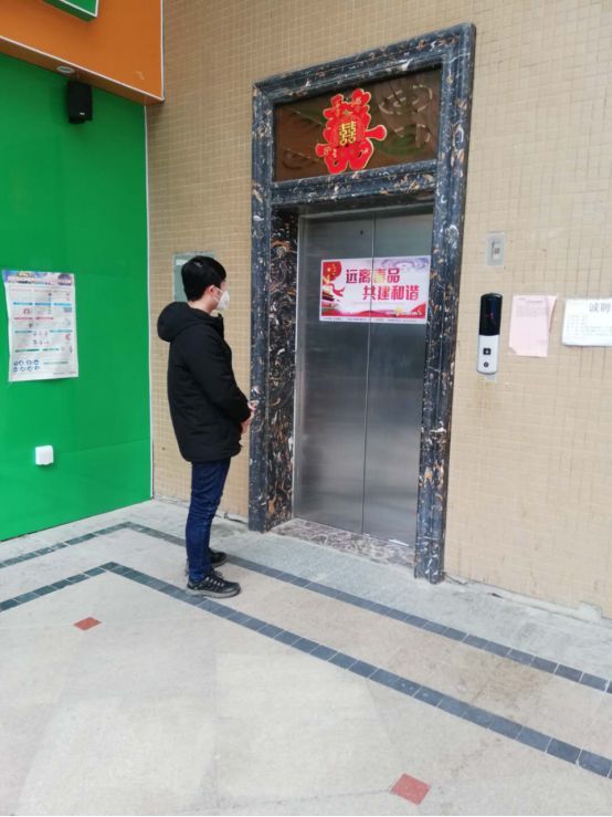 蒸湘区:社区电梯门横媒体禁毒宣传覆盖10个知名小区