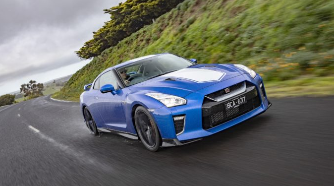 等全新一代不知道何年何月,赏析2019款日产gtr 50周年