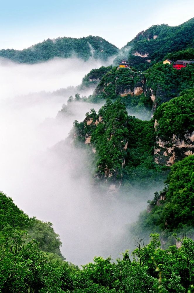 平凉崆峒山(吴烨摄)