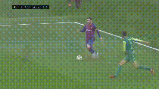 梅西大四喜找回射门靴!皇马不败被终结遭反超,c罗千场