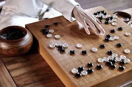 刘娅莉围棋:围棋让孩子静下心来,更好地稳稳前行