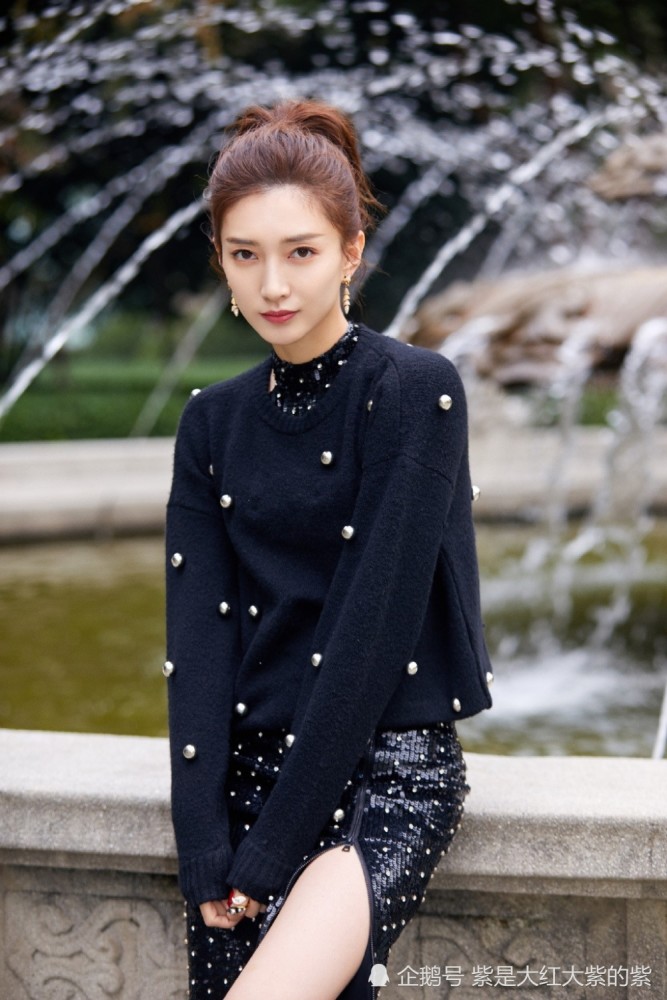 小清新美女江疏影优雅礼服养眼美腿写真
