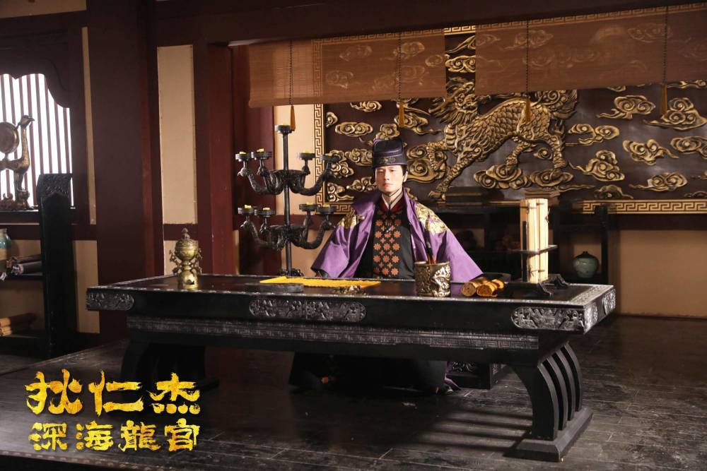 《狄仁杰之深海龙宫》连夺四个第一!徐冬冬成卖点,好演员被浪费