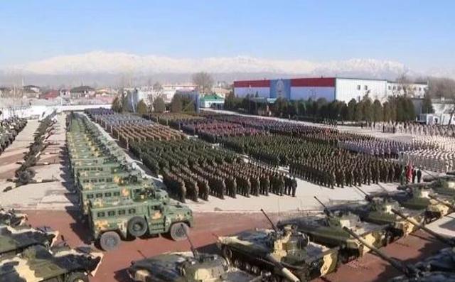又一场大阅兵在邻国举行,武器几乎清一色中国造,俄国也不得不服