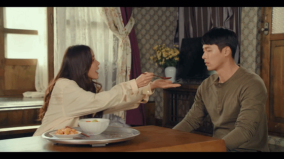 《爱的迫降》赚足了眼泪,它的取景地却美到让人心甘情愿