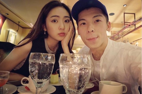 简婕被粉丝涌入逼问!2年前分手许光汉