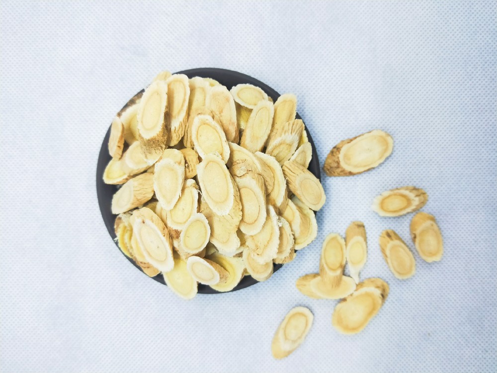 黄芪泡水,黄芪枸杞,枸杞,黄芪,健康