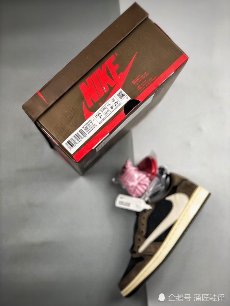 aj1 x ts 低帮倒钩鬼脸开箱!