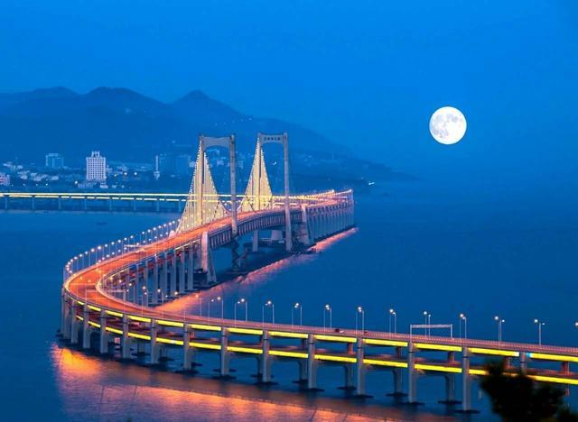 夜色大连,一万个让你喜欢上她的理由