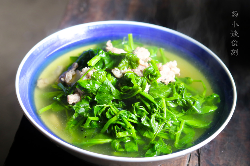 春天孩子长个,多给他喝这碗蔬菜汤,补钙增食欲,比猪肉