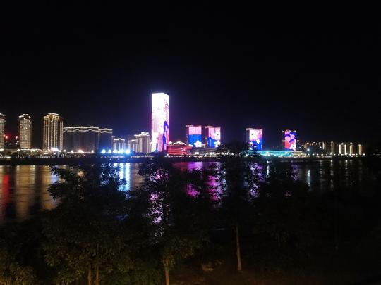 南充美丽——嘉陵江夜景