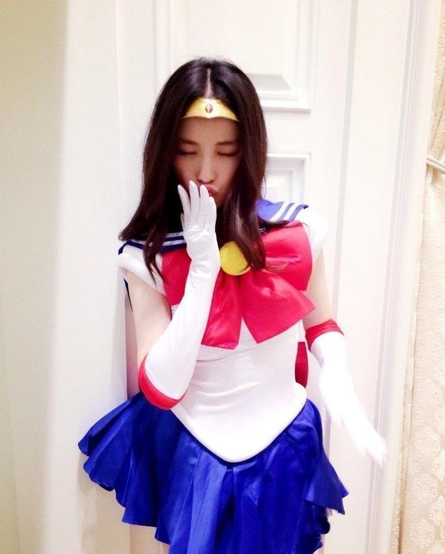 明星也爱cosplay,同样的水冰月,谁更好看?网友:最服最后一个