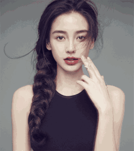 杨颖穿衣真是大胆,这几套活动裙装穿搭,让你重要场合变身时髦精 杨颖穿衣真是大胆,这几套活动裙装穿搭,让你重要场合变身时髦精